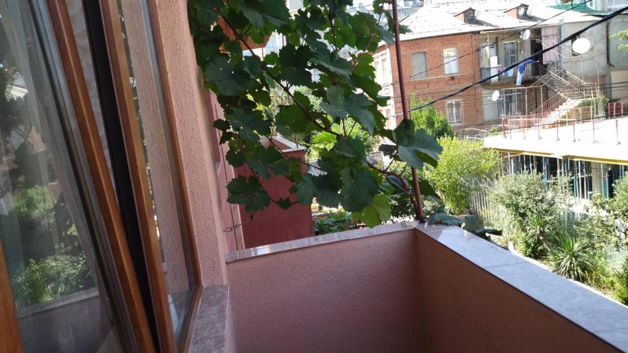 ApartHotel Otin Tbilisi Esterno foto