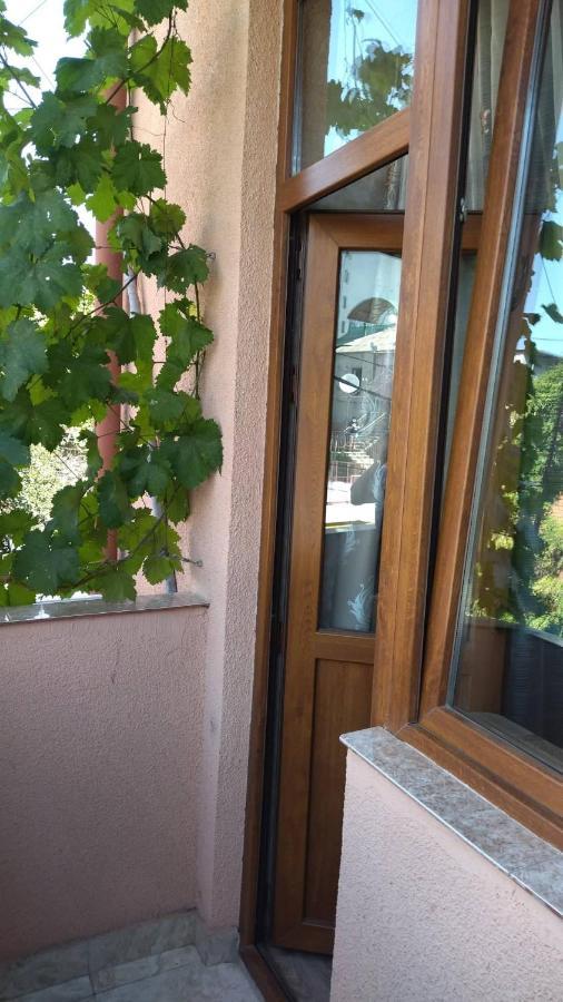 ApartHotel Otin Tbilisi Esterno foto