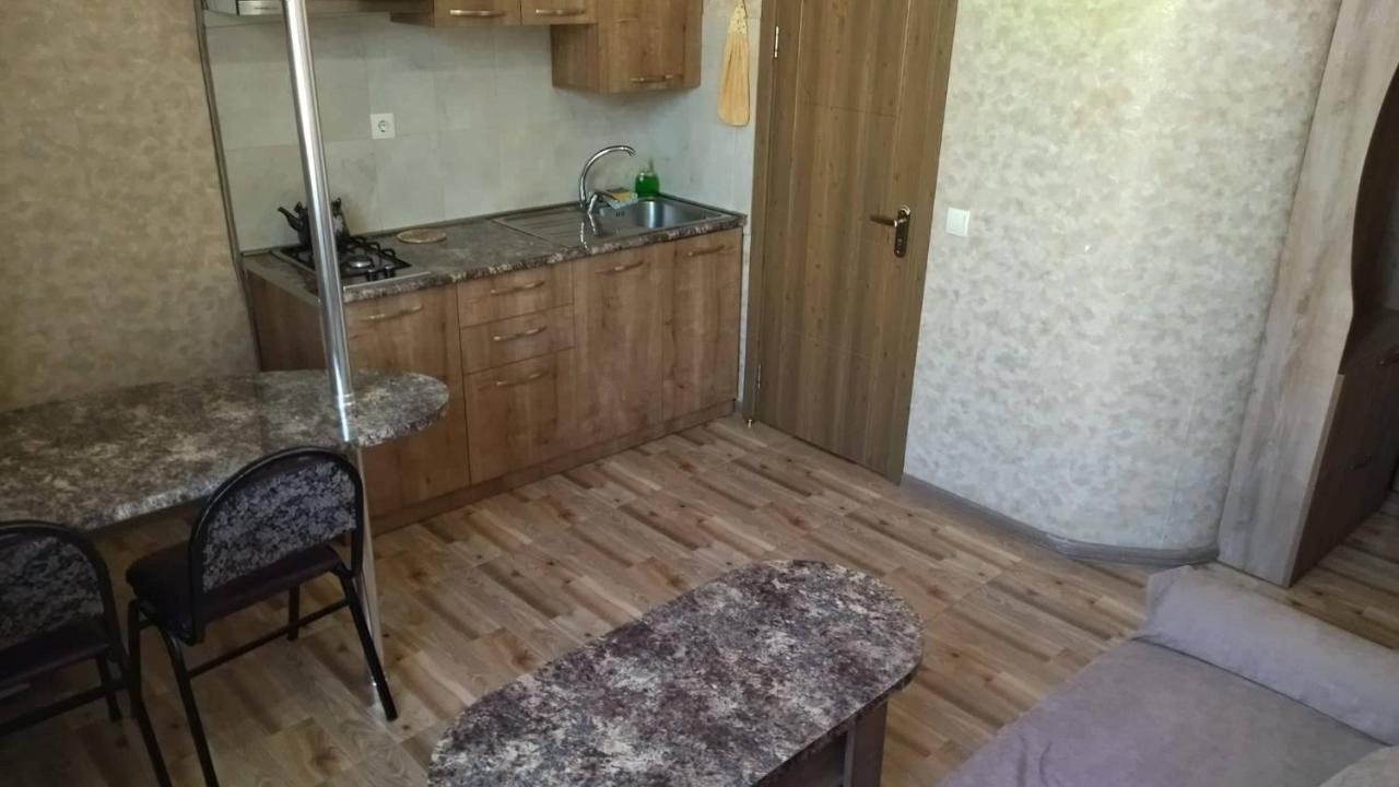 ApartHotel Otin Tbilisi Esterno foto