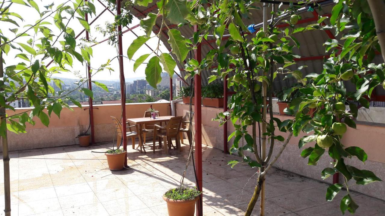 ApartHotel Otin Tbilisi Esterno foto