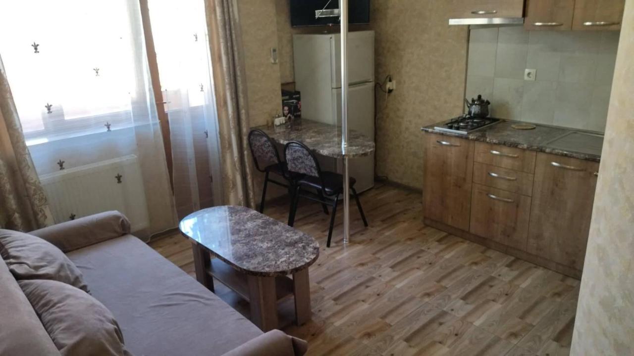 ApartHotel Otin Tbilisi Esterno foto